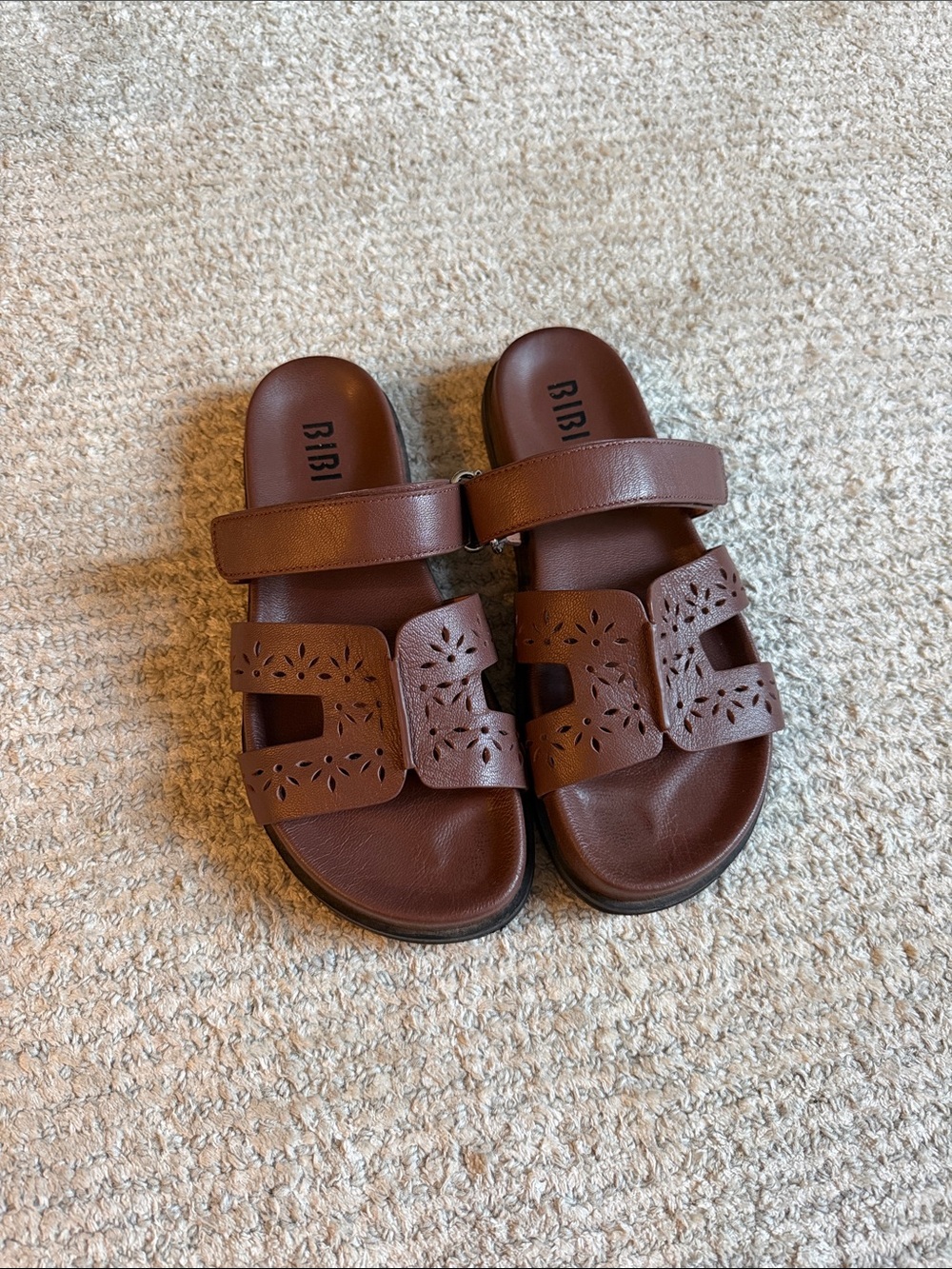 BiBi Lou Mindy 525 Brown Laser-Cut Double Band Slides